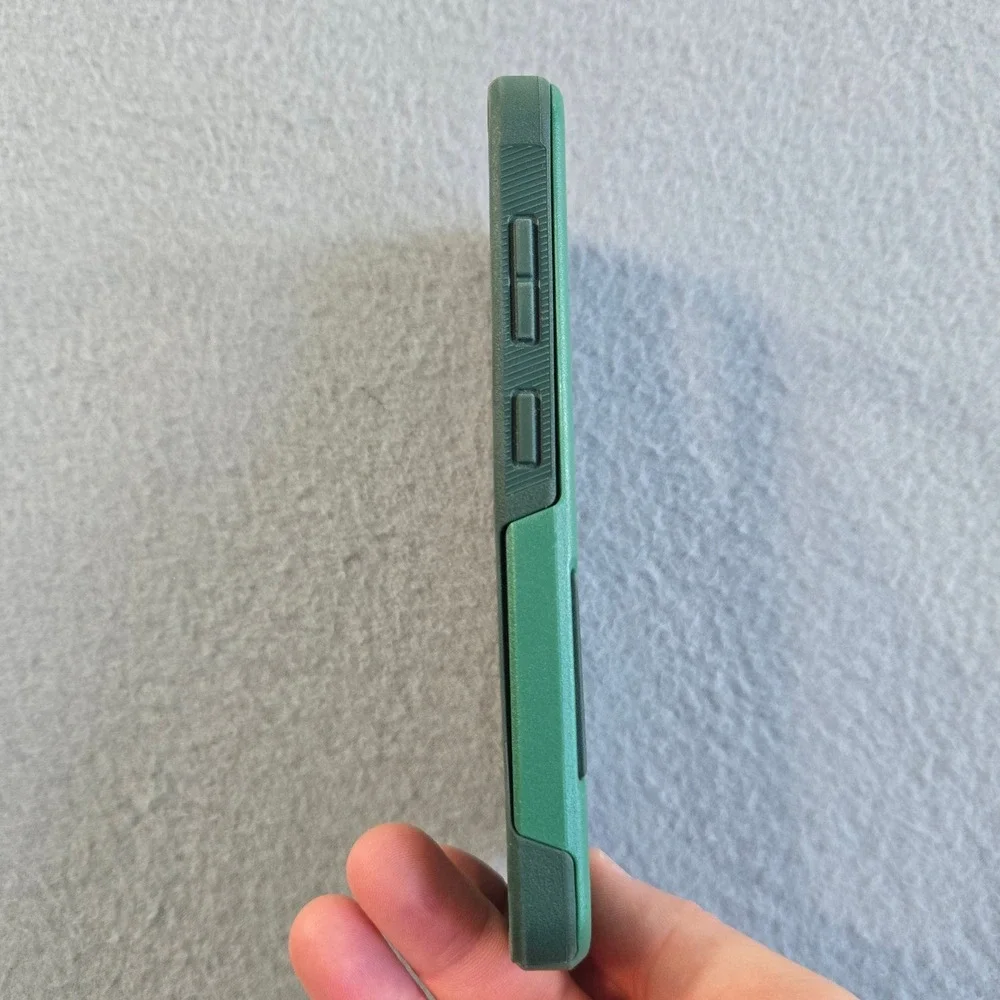 OtterBox Commuter Case Samsung Galaxy S24 Green Rugged Protection